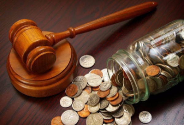 Who has the right not to pay a court fee