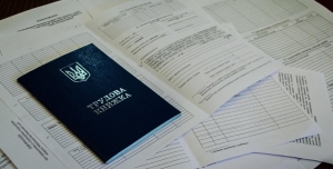 What staff documents should an individual entrepreneur have?