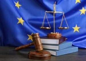 When the voluntary refusal of a suspect from a lawyer is doubtful?